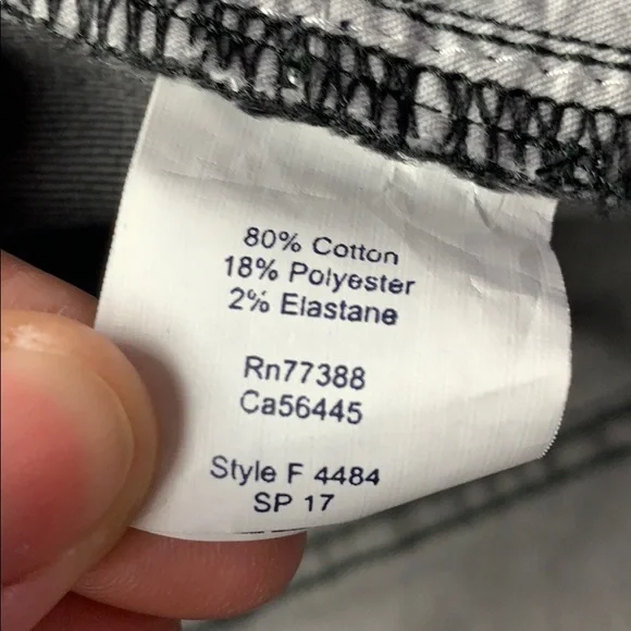 J Crew Factory Valley Wash Skinny Jeans - Picture 6 of 6